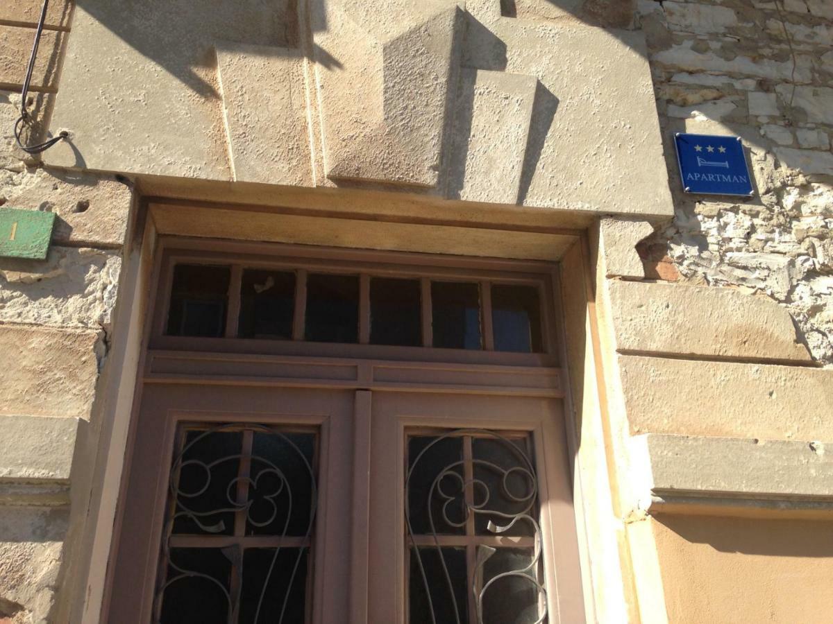 Alloro Boutique Apartment Pula Dış mekan fotoğraf